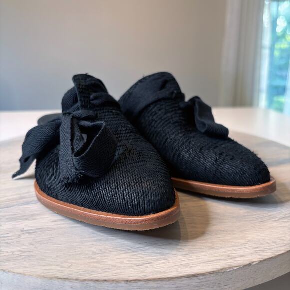 Anthropologie Antelope Handmade Black Bow Mules EU Size 39 US Size 9 - Picture 5 of 10